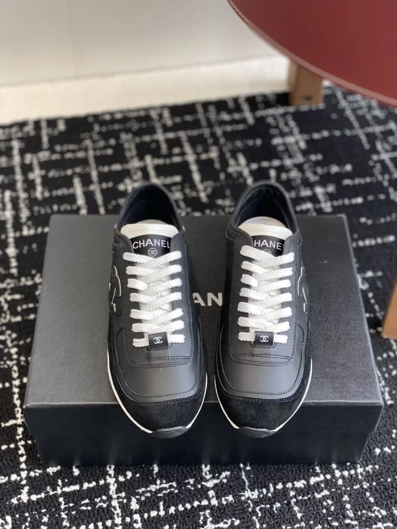 RelaxedFit Chanel Low Shoes 18099