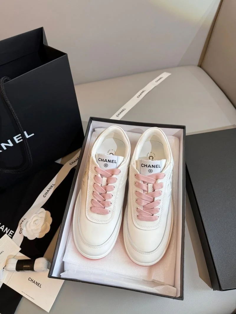 Chanel Low Shoes Comfortable 18063