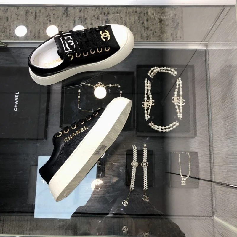Chanel Low Shoes Affordable 18091