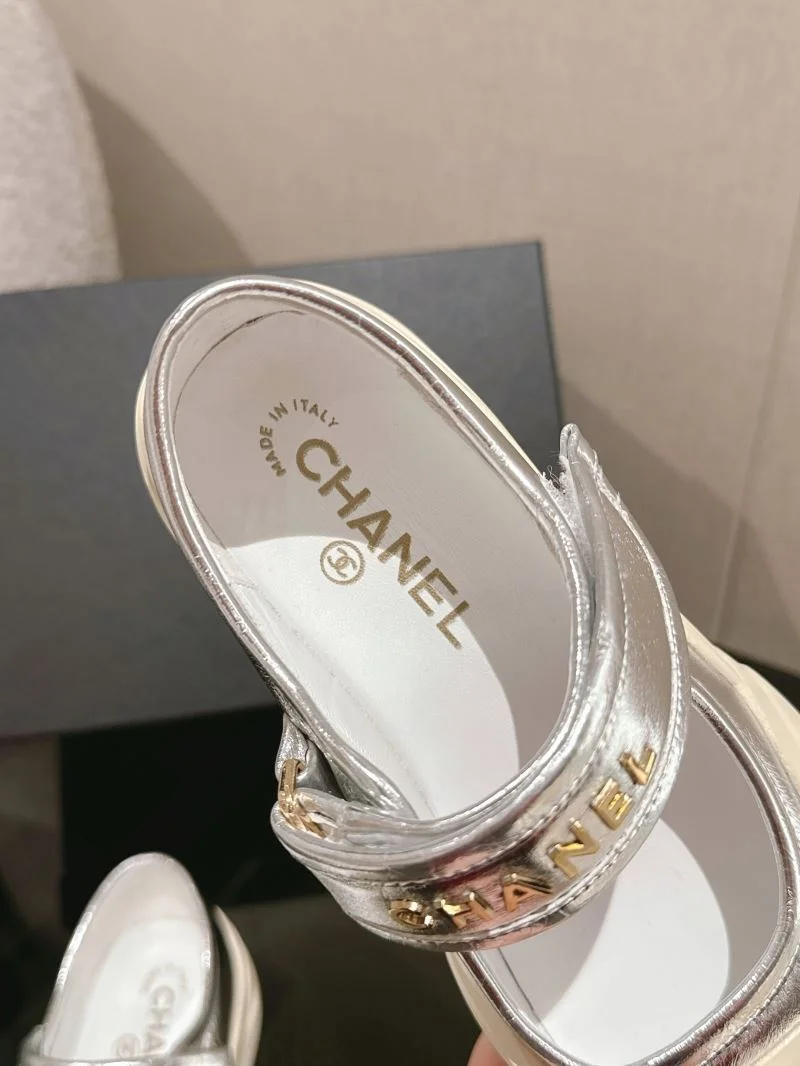 Effortless Chanel Low Shoes 18023