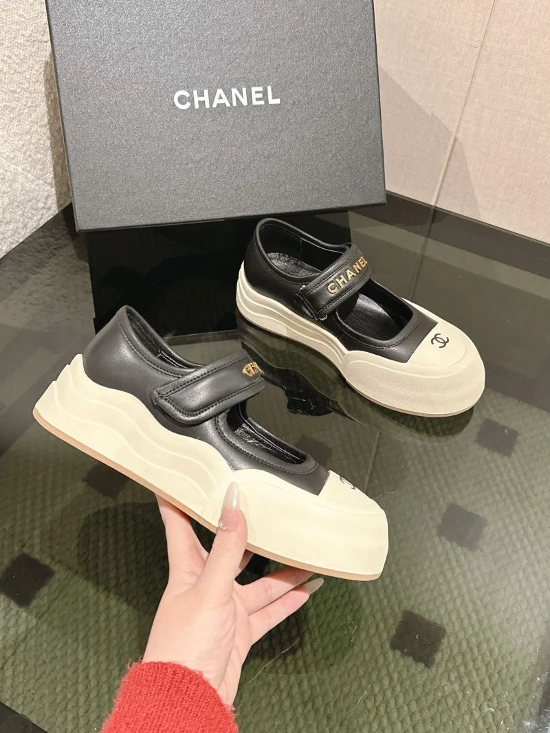 Chanel Low Shoes HighQuality 18024