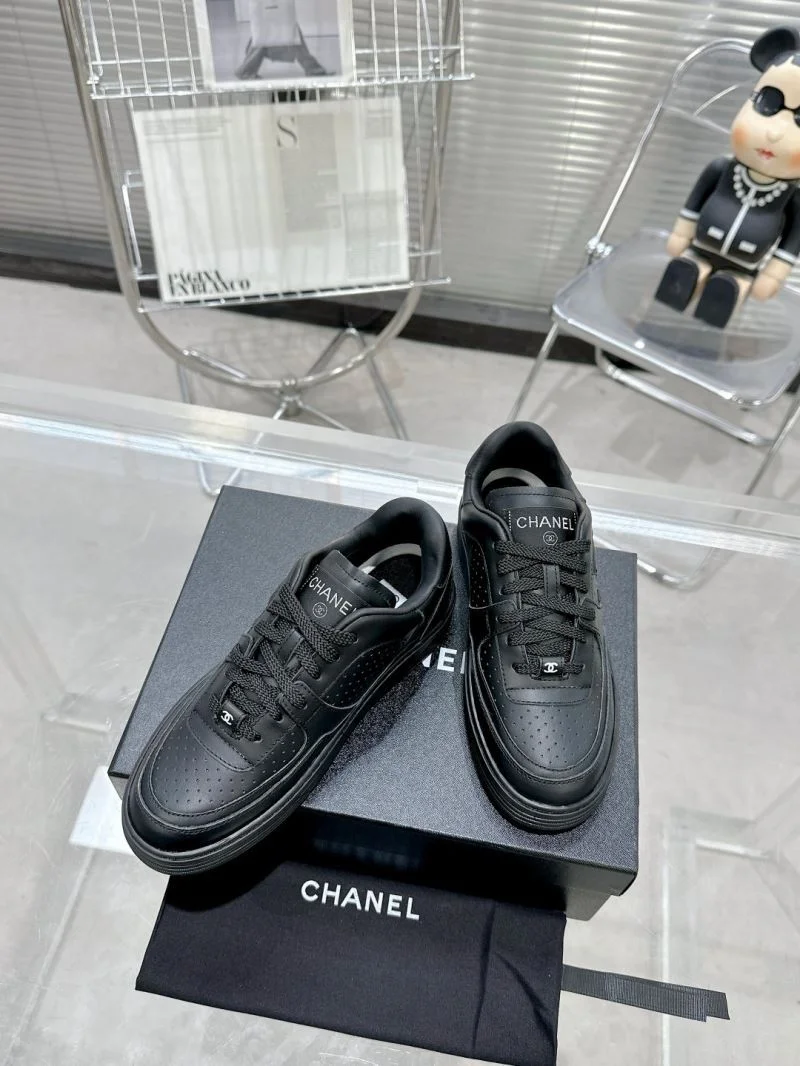 Chanel Low Shoes Packable 18016