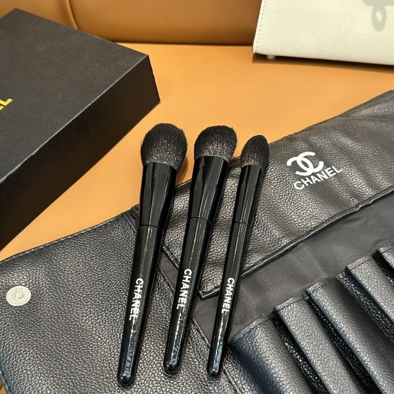 Chanel Makeup Brushe WrinkleFree 267585