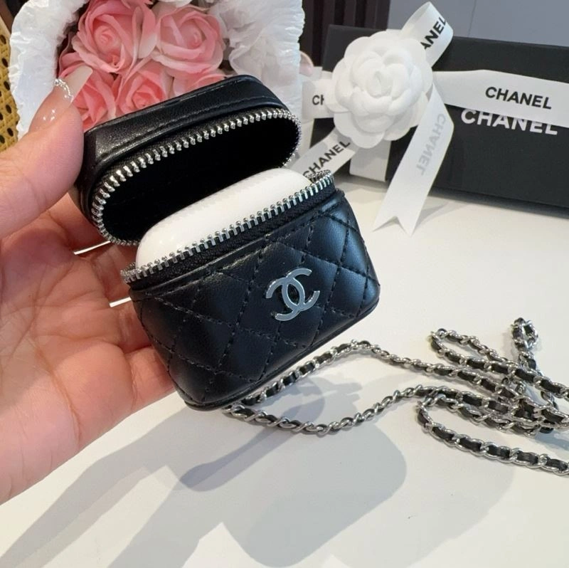 Chanel Mobile Cases Effortless 268038