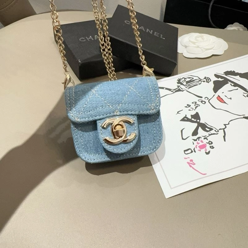 Effortless Chanel Mobile Cases 268037