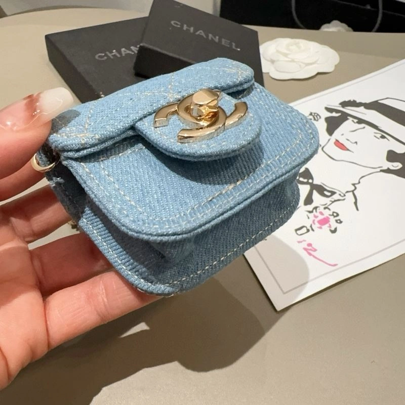 Effortless Chanel Mobile Cases 268037