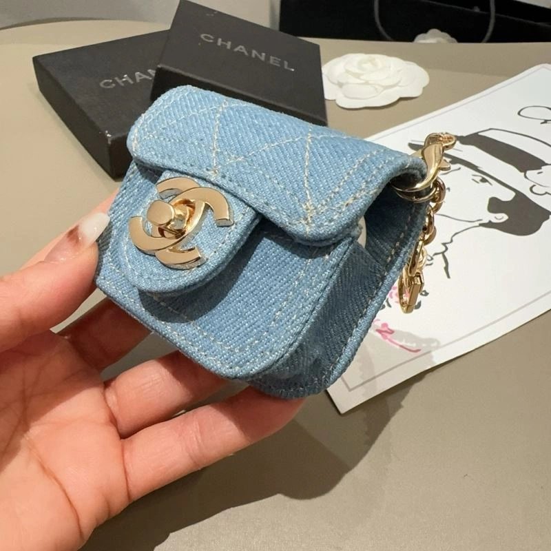 Effortless Chanel Mobile Cases 268037