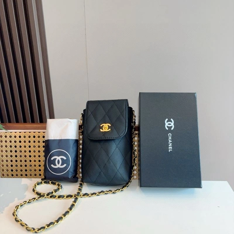 Chanel Mobile Cases Refined 268090