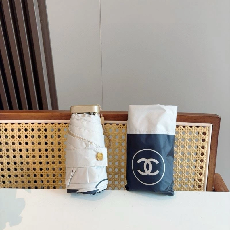 Chanel Mobile Cases Refined 268090