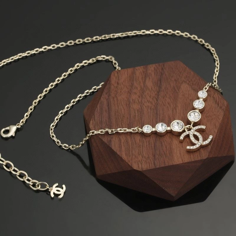 HighQuality Chanel Necklaces 231036