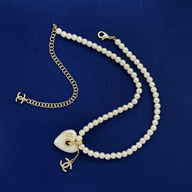 Chanel Necklaces Supportive 231021