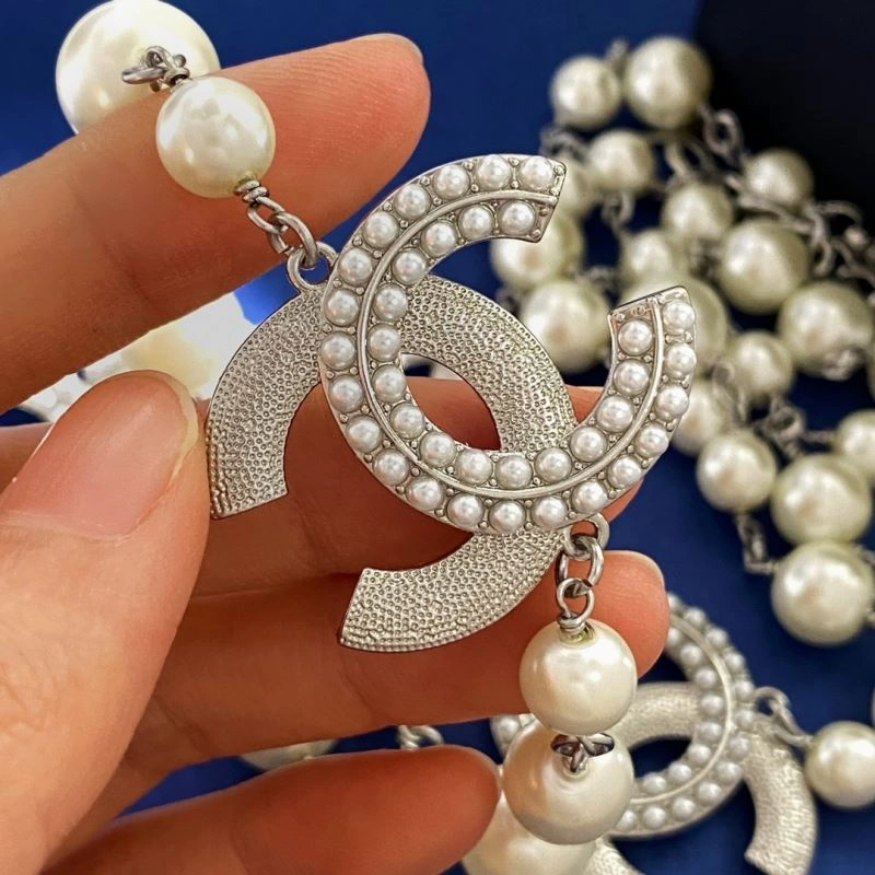 Chanel Necklaces WellDesigned 231109
