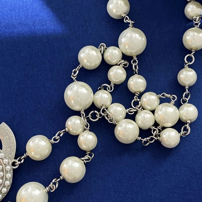 Chanel Necklaces WellDesigned 231109