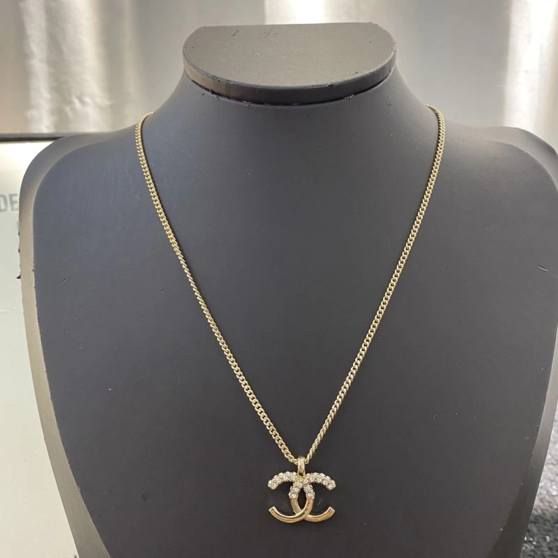 Neat Chanel Necklaces 231051