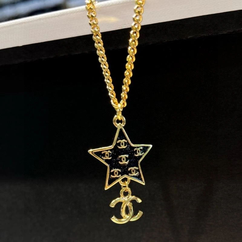 Chanel Necklaces Lightweight 230991
