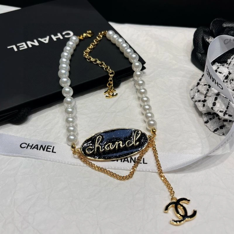 Chanel Necklaces EyeCatching 230993
