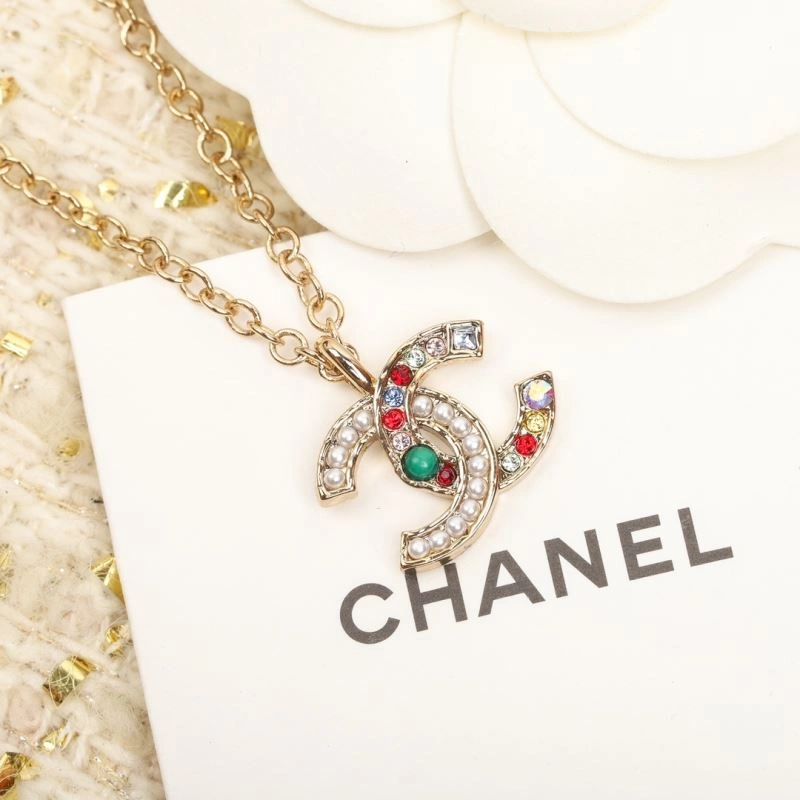 Trendy Chanel Necklaces 231049