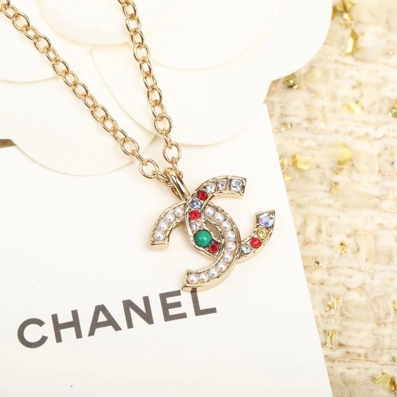Trendy Chanel Necklaces 231049