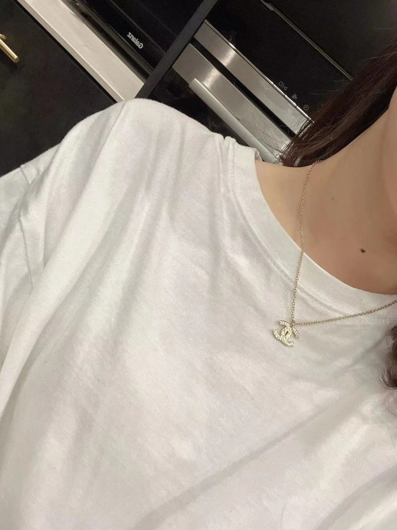 Trendy Chanel Necklaces 231049