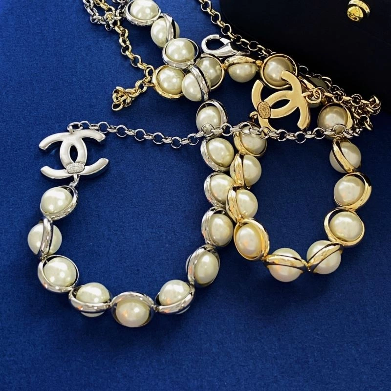 Sleek Chanel Necklaces 230997