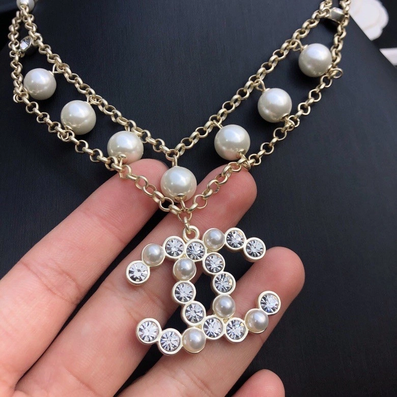Chanel Necklaces Trendsetting 231045