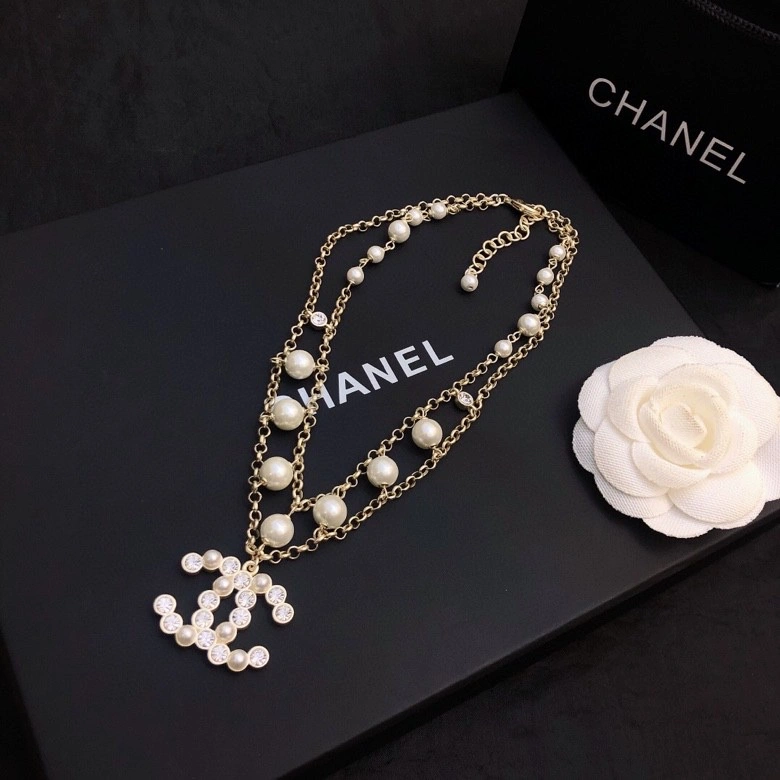 Chanel Necklaces Trendsetting 231045