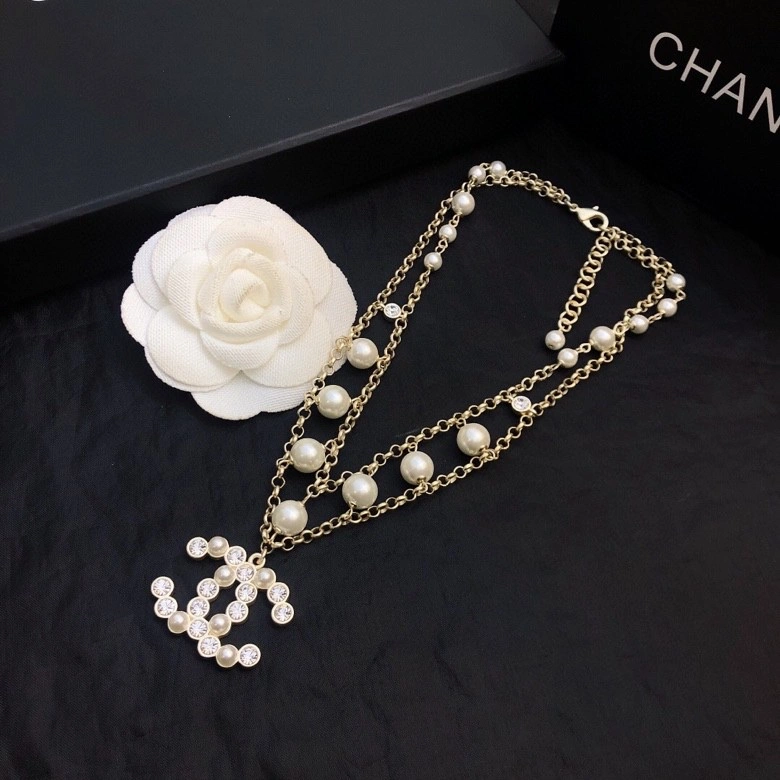 Chanel Necklaces Trendsetting 231045