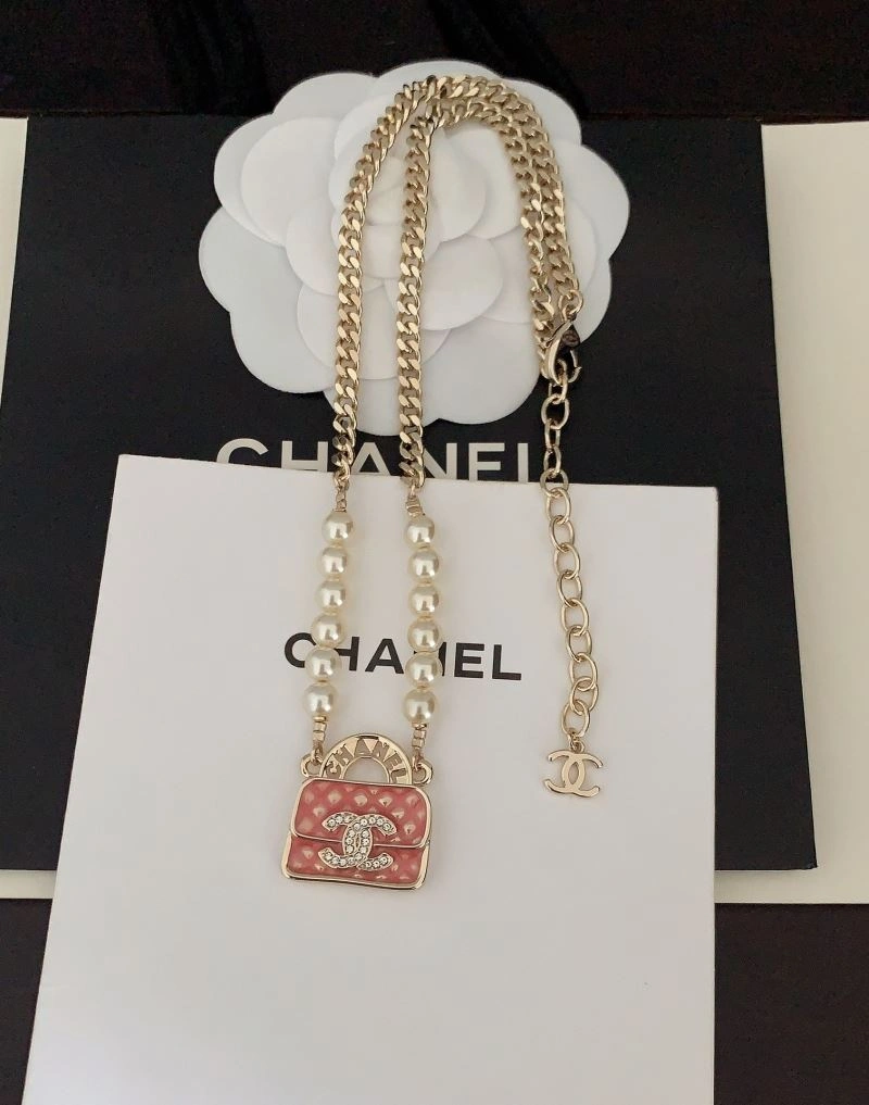 Chanel Necklaces Effortless 230979