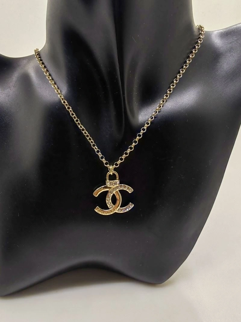 Chanel Necklaces Colorful 230943