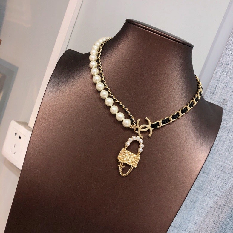 Chanel Necklaces Trendsetting 230980