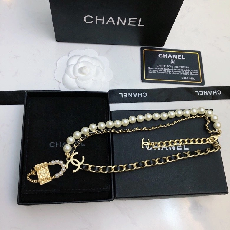 Chanel Necklaces Trendsetting 230980