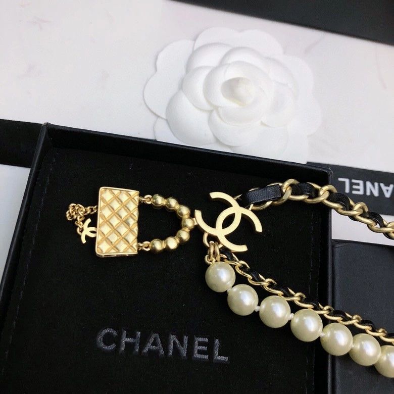 Chanel Necklaces Trendsetting 230980