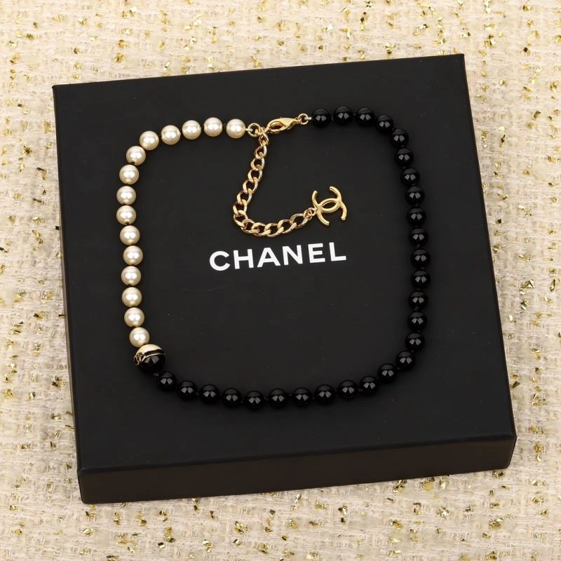 Premium Chanel Necklaces 230959