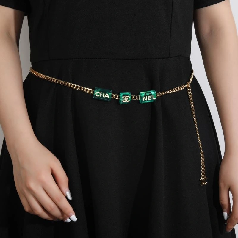 Chanel Necklaces Effortless 231011