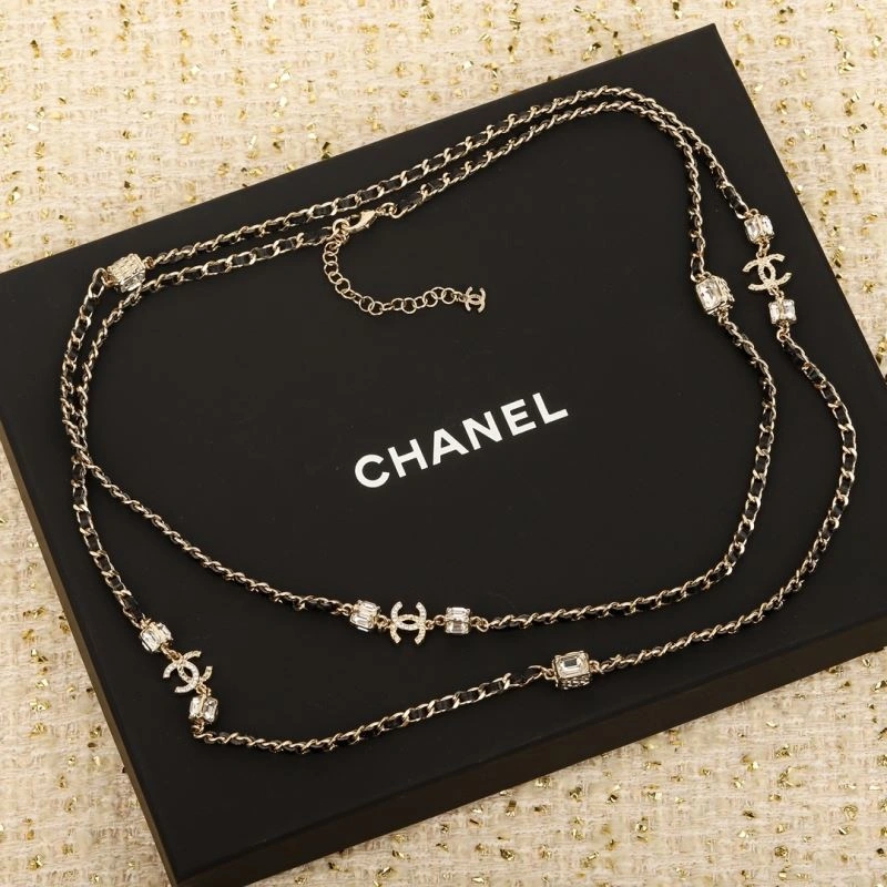 WaterResistant Chanel Necklaces 230926