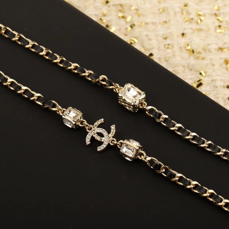 WaterResistant Chanel Necklaces 230926