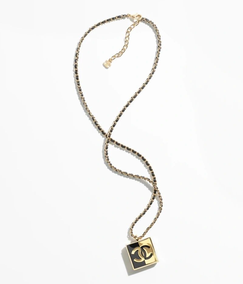 Breathable Chanel Necklaces 230941