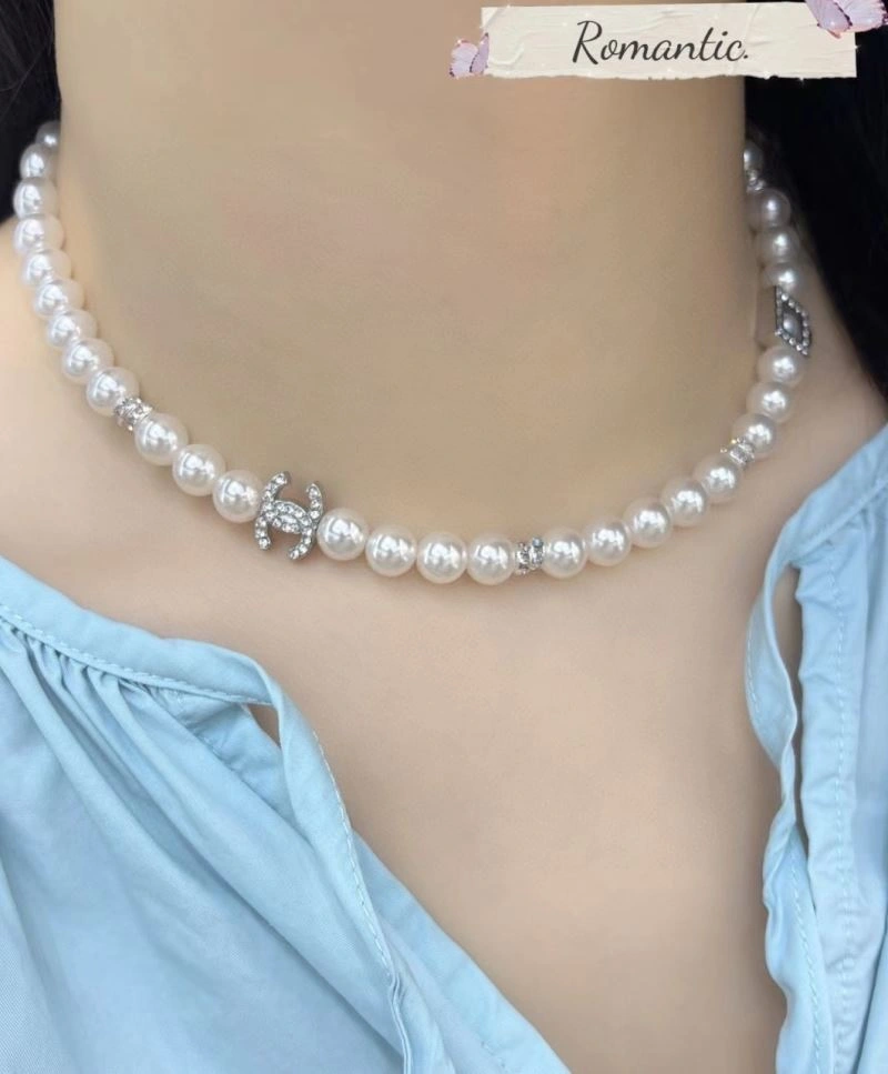 Classic Chanel Necklaces 230919
