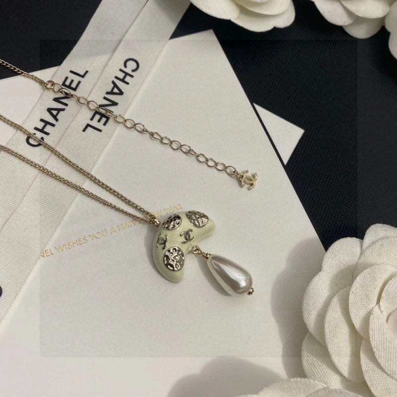 Chanel Necklaces WellDesigned 230922