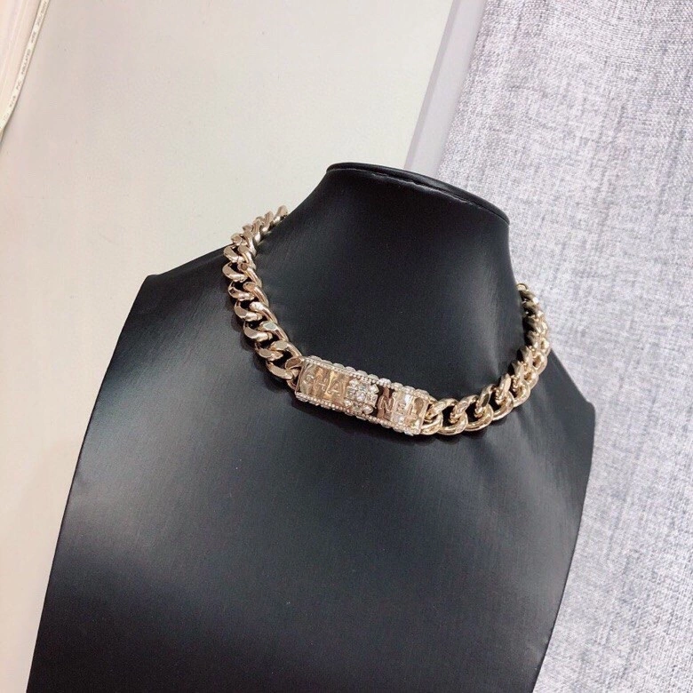 Chanel Necklaces Compact 230992