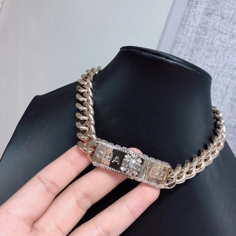 Chanel Necklaces Compact 230992