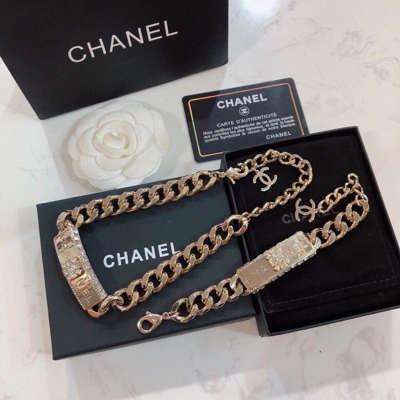 Chanel Necklaces Compact 230992