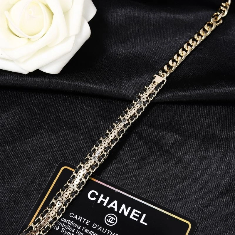Compact Chanel Necklaces 230944
