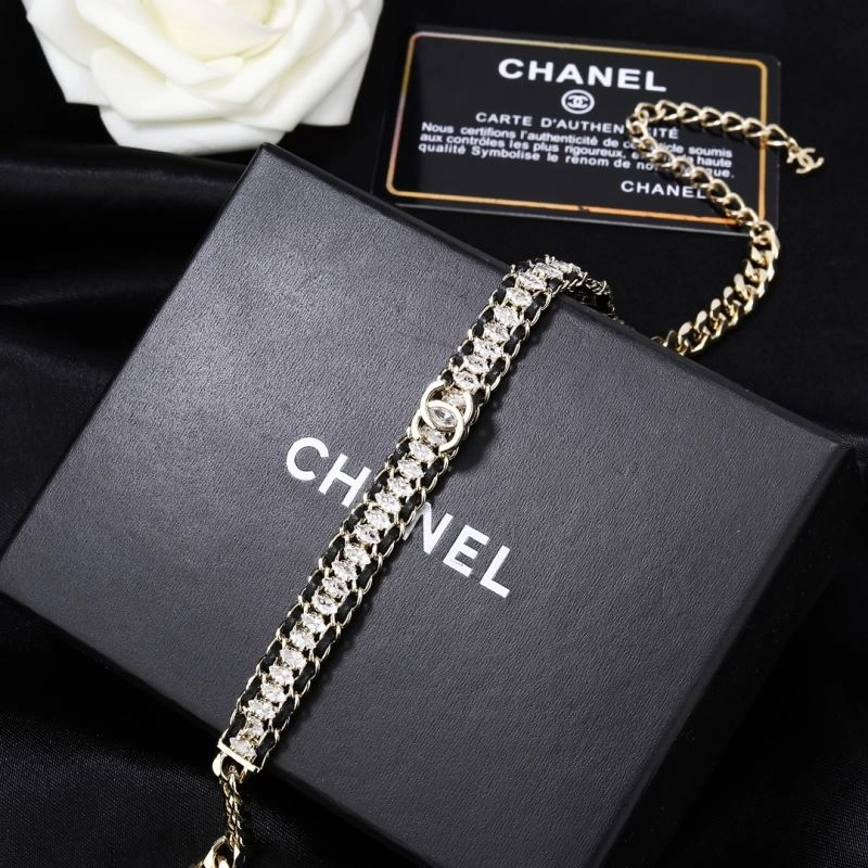 Compact Chanel Necklaces 230944