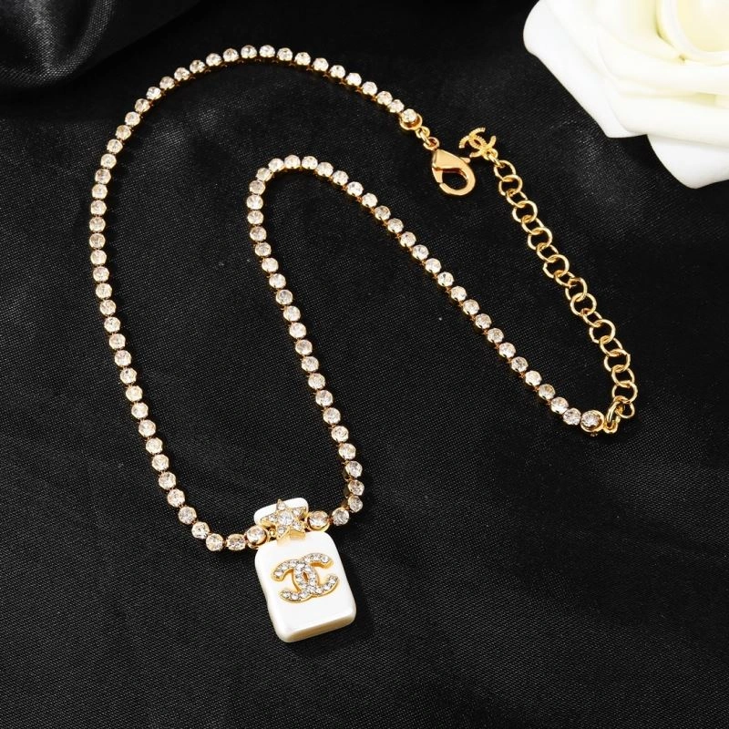 ComfortFit Chanel Necklaces 230895