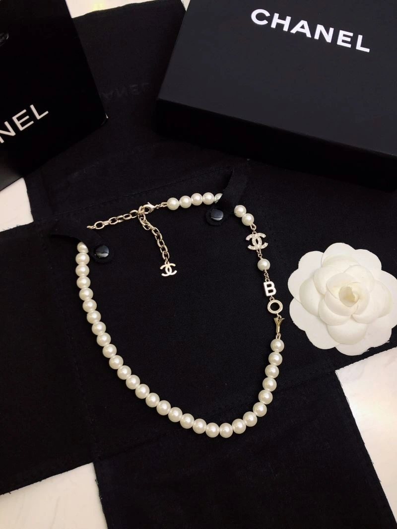 WellDesigned Chanel Necklaces 230923