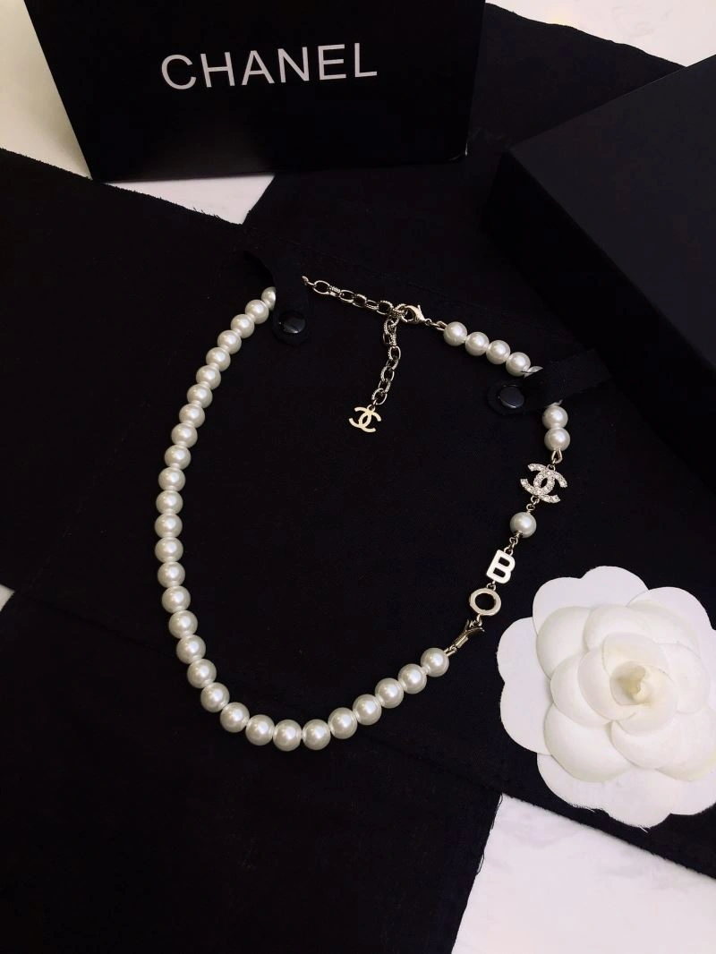 WellDesigned Chanel Necklaces 230923