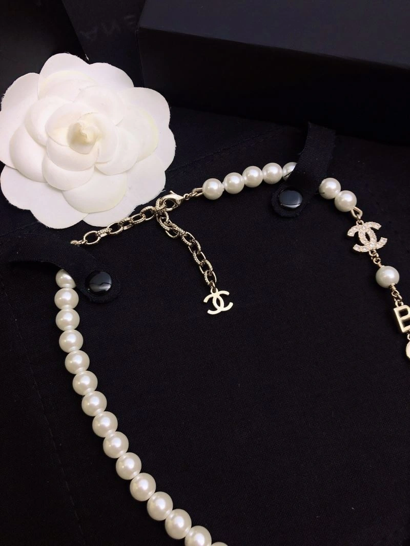 WellDesigned Chanel Necklaces 230923