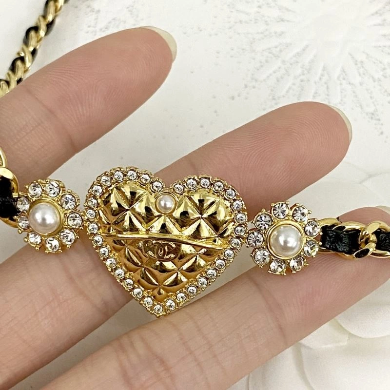 Chanel Necklaces Refined 230892
