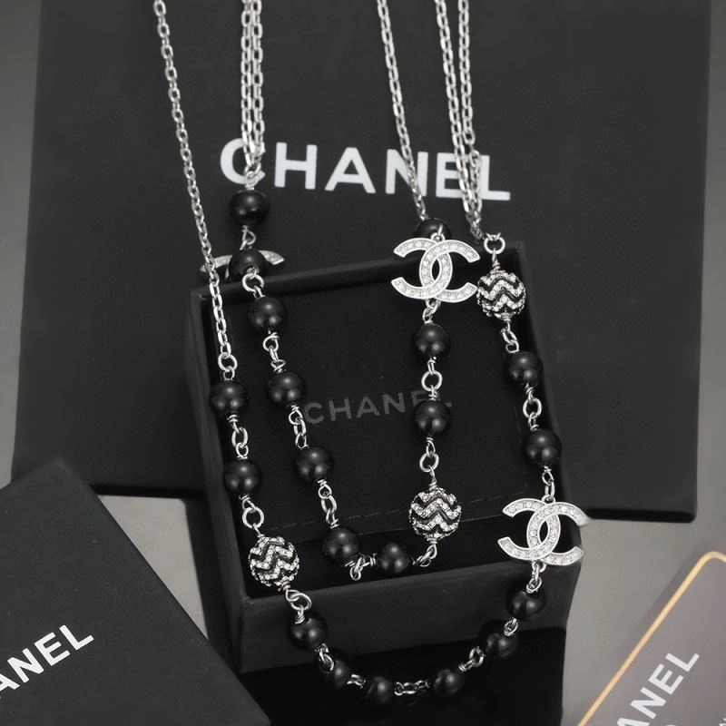 Youthful Chanel Necklaces 230504